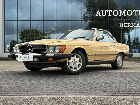 Luxury, sports and classic cars te Tiel