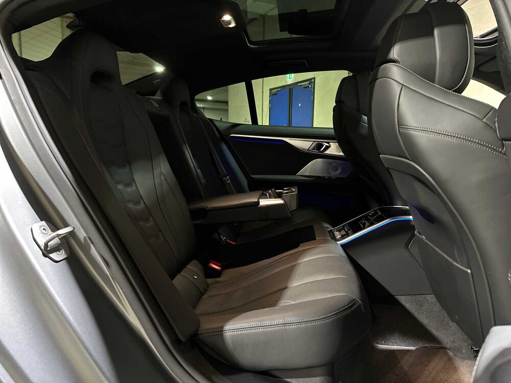 BMW M850i xDrive 4.4 V8 High Executive 530pk 2022 G16 8-serie Gran Coupé, GHF-05-B