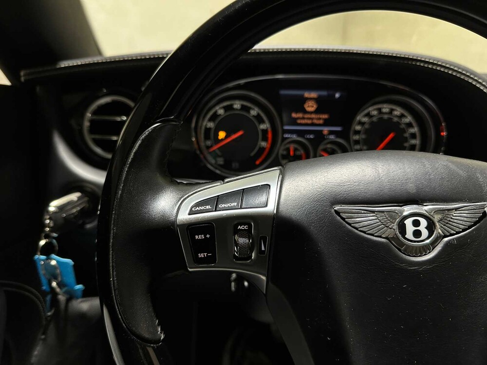 Bentley Continental GT 4.0 V8 507pk 2016, P-235-DL