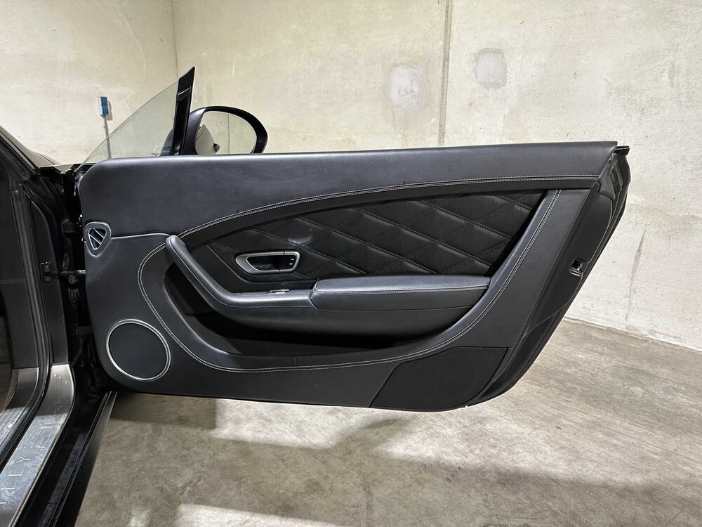 Bentley Continental GT 4.0 V8 507pk 2016, P-235-DL