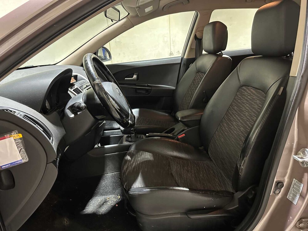 Kia cee'd Sporty Wagon 1.6 Business Edition 122pk 2008, 11-ZD-RF Youngtimer