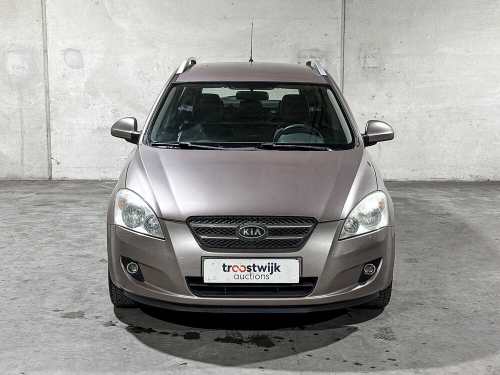 Kia cee'd Sporty Wagon 1.6 Business Edition 122pk 2008, 11-ZD-RF Youngtimer