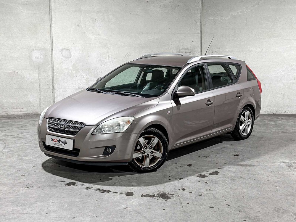 Kia cee'd Sporty Wagon 1.6 Business Edition 122pk 2008, 11-ZD-RF Youngtimer