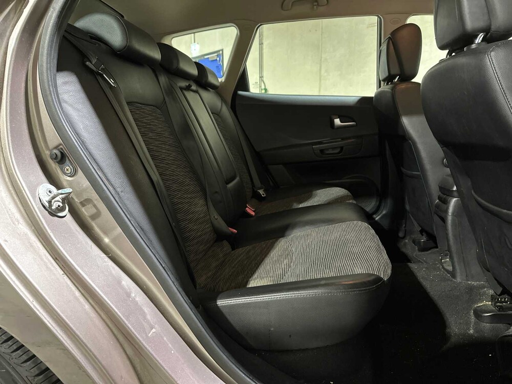 Kia cee'd Sporty Wagon 1.6 Business Edition 122pk 2008, 11-ZD-RF Youngtimer