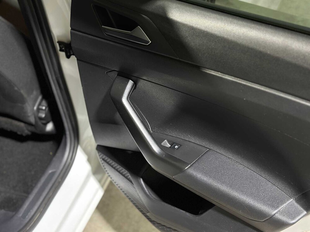 Volkswagen Polo 1.0 MPI Trendline 2018, J-227-SF