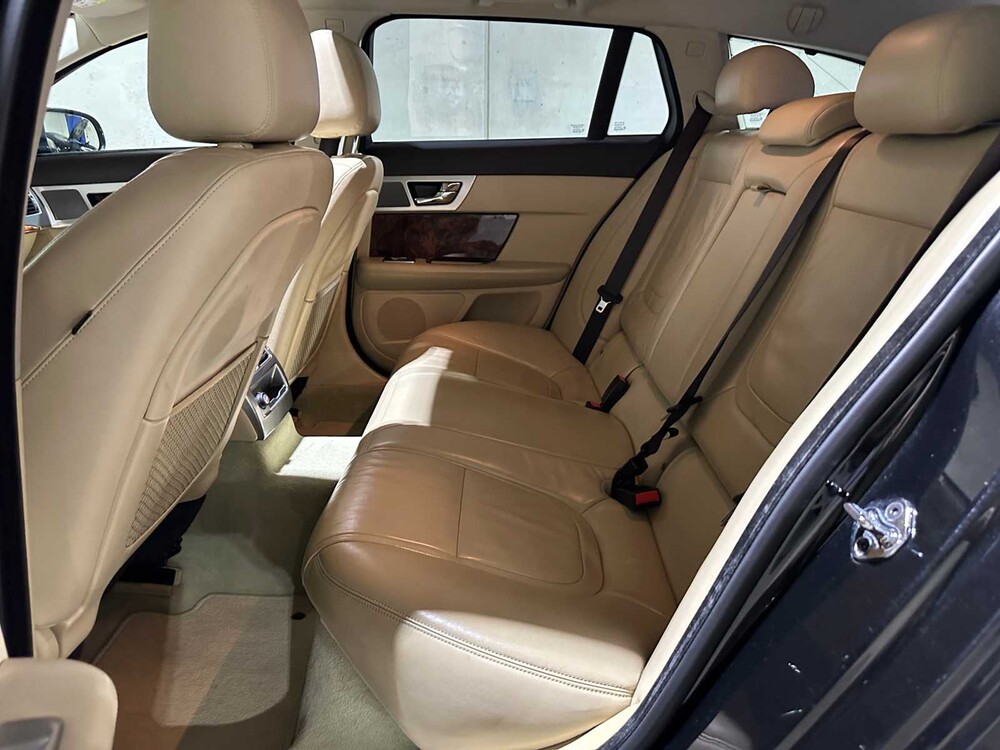 Jaguar XF Sportbrake 3.0D V6 S 275pk 2014, H-699-XT