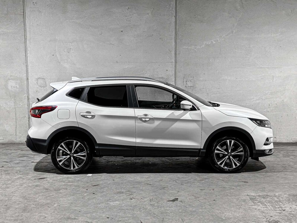 Nissan Qashqai 1.3 DIG-T N-Connect 140pk 2019, L-595-RB