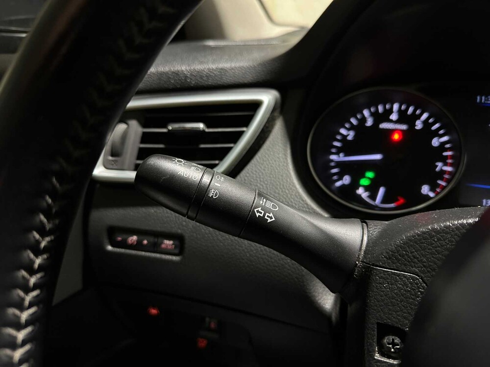 Nissan Qashqai 1.3 DIG-T N-Connect 140pk 2019, L-595-RB