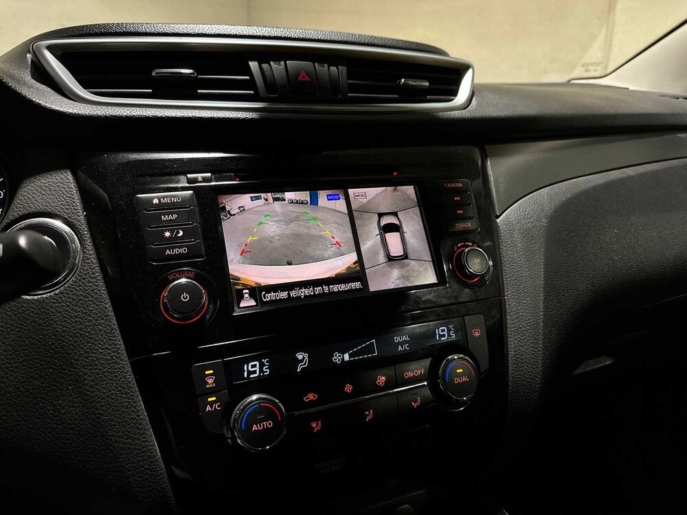 Nissan Qashqai 1.3 DIG-T N-Connect 140pk 2019, L-595-RB