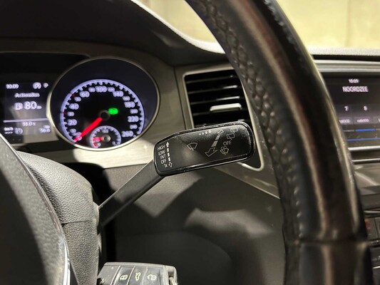 Volkswagen Golf Sportsvan 1.4 TSI Highline 125pk 2017, J-059-FG