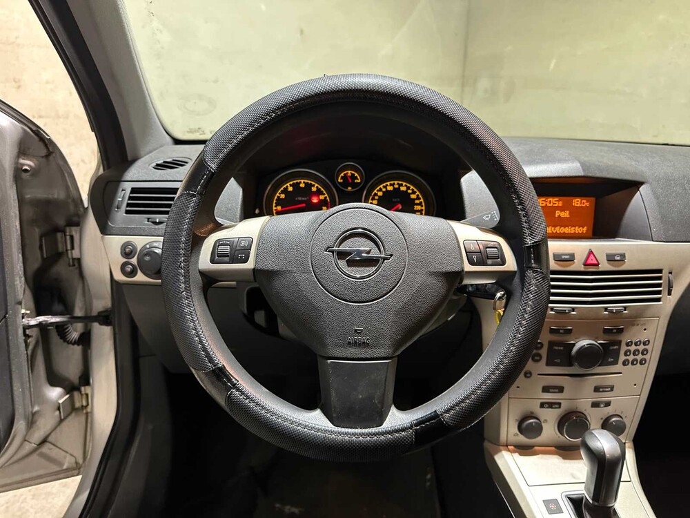 Opel Astra GTC 1.8 Temptation 140pk 2007, 88-XT-FZ Youngtimer
