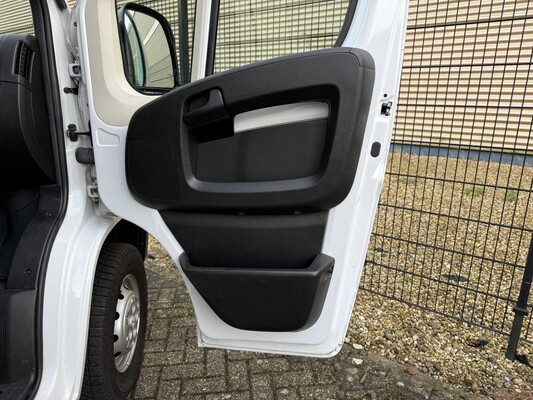 Peugeot Boxer 335 2.2 HDI L2 Pro -KOELWAGEN- Bedrijfswagen