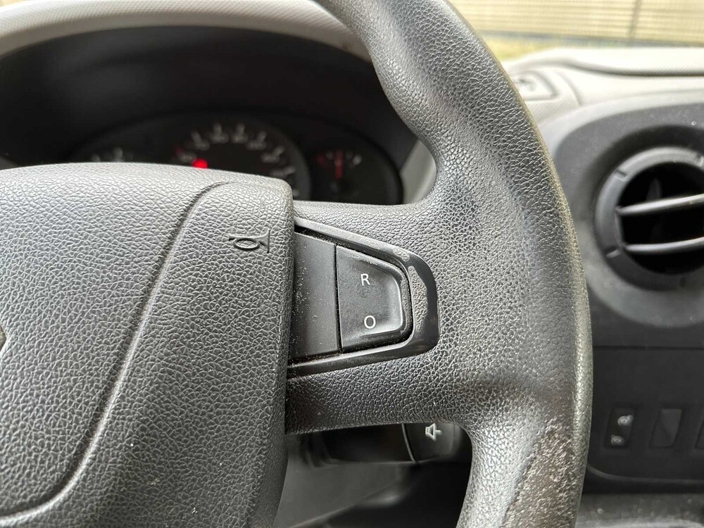 Renault Master T35 2.3 dCi Eco -KOELWAGEN- 125pk 2013 Bedrijfswagen, VD-565-N