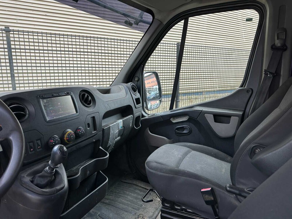 Renault Master T35 2.3 dCi Stop & Start 7-Persoons 170pk 2017, V-716-BN Bedrijfswagen