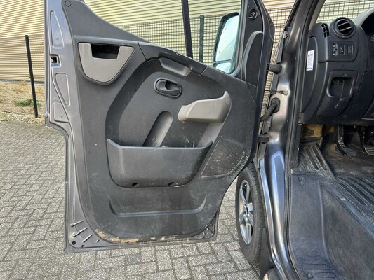 Renault Master T35 2.3 dCi Stop & Start 7-Persoons 170pk 2017, V-716-BN Bedrijfswagen