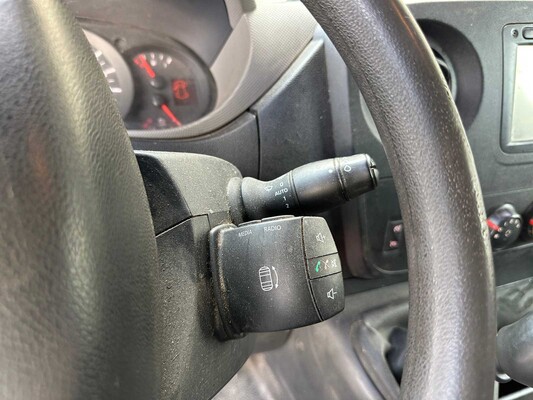 Renault Master T35 2.3 dCi Stop & Start 7-Persoons 170pk 2017, V-716-BN Bedrijfswagen