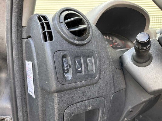 Renault Master T35 2.3 dCi Stop & Start 7-Persoons 170pk 2017, V-716-BN Bedrijfswagen