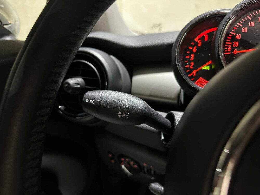 Mini Cooper D Chili 1.5 AUTOMAAT 116pk 2015, GV-718-D