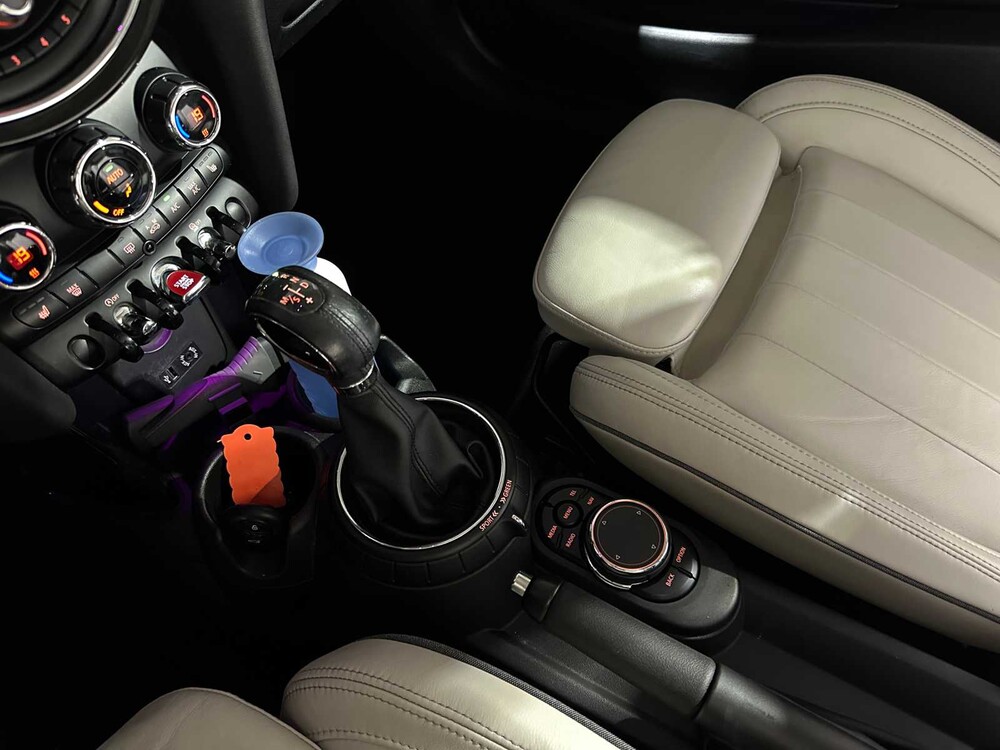 Mini Cooper D Chili 1.5 AUTOMAAT 116pk 2015, GV-718-D