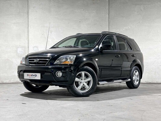 Passenger cars and commercial vehicles in Tiel