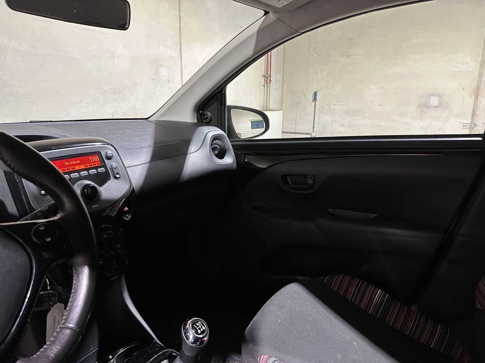 Citroen C1 1.0 VTi Feel 72pk 2020, J-930-KZ