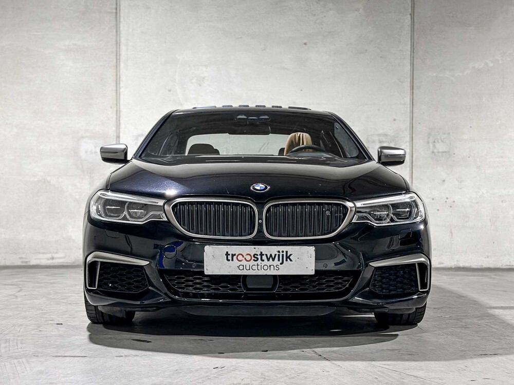 BMW M550i xDrive High Executive G30 462 PS 2018 (Original-NL), RS-253-R