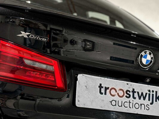 BMW M550i xDrive High Executive G30 462 PS 2018 (Original-NL), RS-253-R