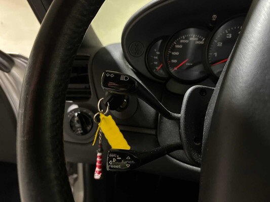 Porsche 911 3,4 Coupé Carrera 996 300 PS 1998, 73-XV-XL