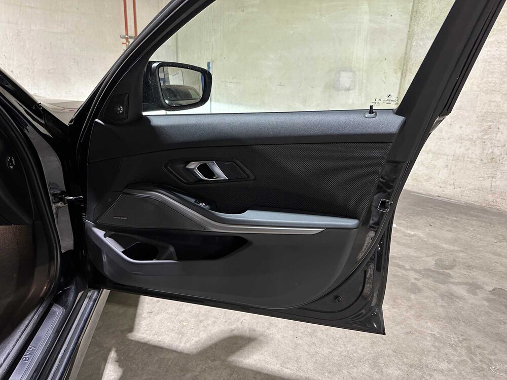 BMW 330e High Executive G20 184 PS 2020 3er, X-201-FS