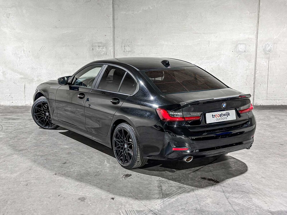 BMW 330e High Executive G20 184 PS 2020 3er, X-201-FS