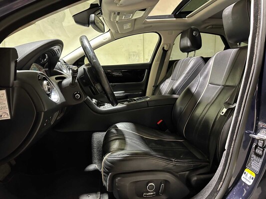 Jaguar XJ 3.0 D Premium Luxury 300 PS 2016, RV-612-X