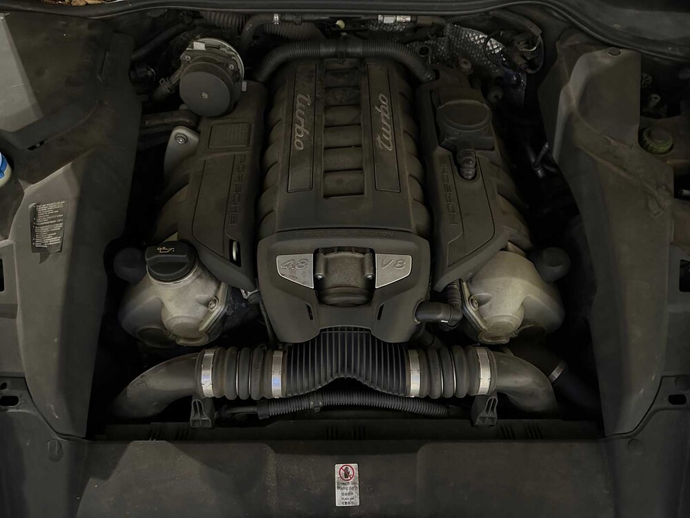 Porsche Cayenne Turbo 4,8 V8 500 PS 2012, 8-SGB-44