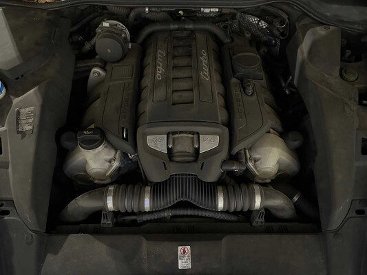 Porsche Cayenne Turbo 4,8 V8 500 PS 2012, 8-SGB-44
