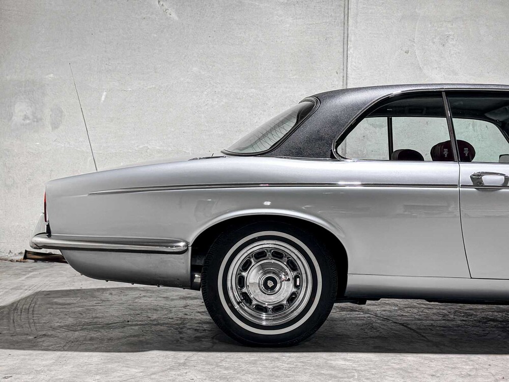 Jaguar XJ12 5,3 V12 Serie 2 Coupé 1976, 39-YD-88 Classic Car