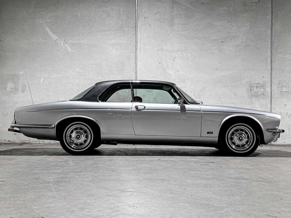 Jaguar XJ12 5,3 V12 Serie 2 Coupé 1976, 39-YD-88 Classic Car