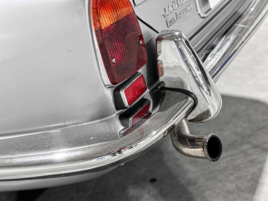 Jaguar XJ12 5,3 V12 Serie 2 Coupé 1976, 39-YD-88 Classic Car