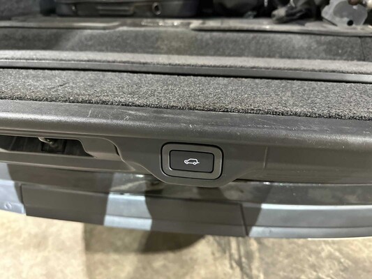 Land Rover Range Rover P400e Vogue Limited Edition 404 PS 2020 (Original-NL) Plug-in Hybrid, H-978-KV