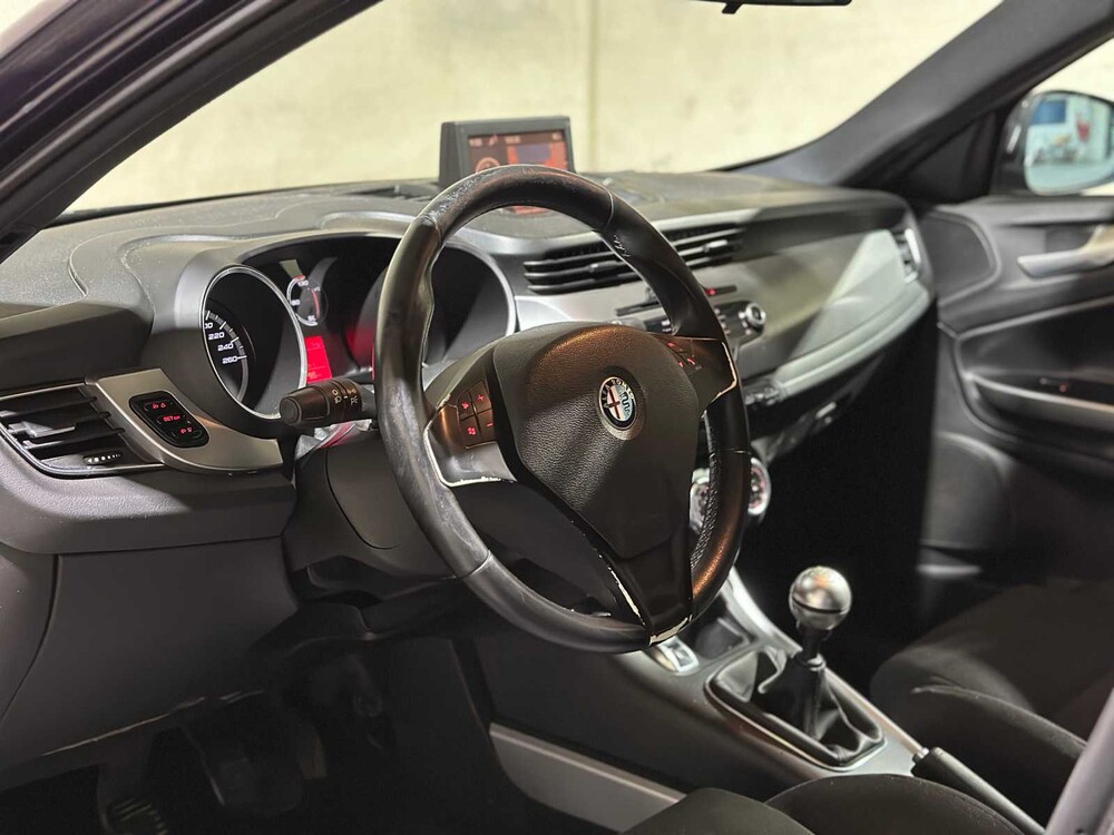 Alfa Romeo Giulietta 1,4 T Distinctive 120 PS 2010, KX-159-R