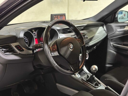 Alfa Romeo Giulietta 1,4 T Distinctive 120 PS 2010, KX-159-R