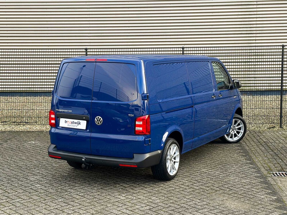 Volkswagen Transporter 2.0 TDI Trendline 3-Sitzer 150 PS 2018 (Original-NL), V-476-KS