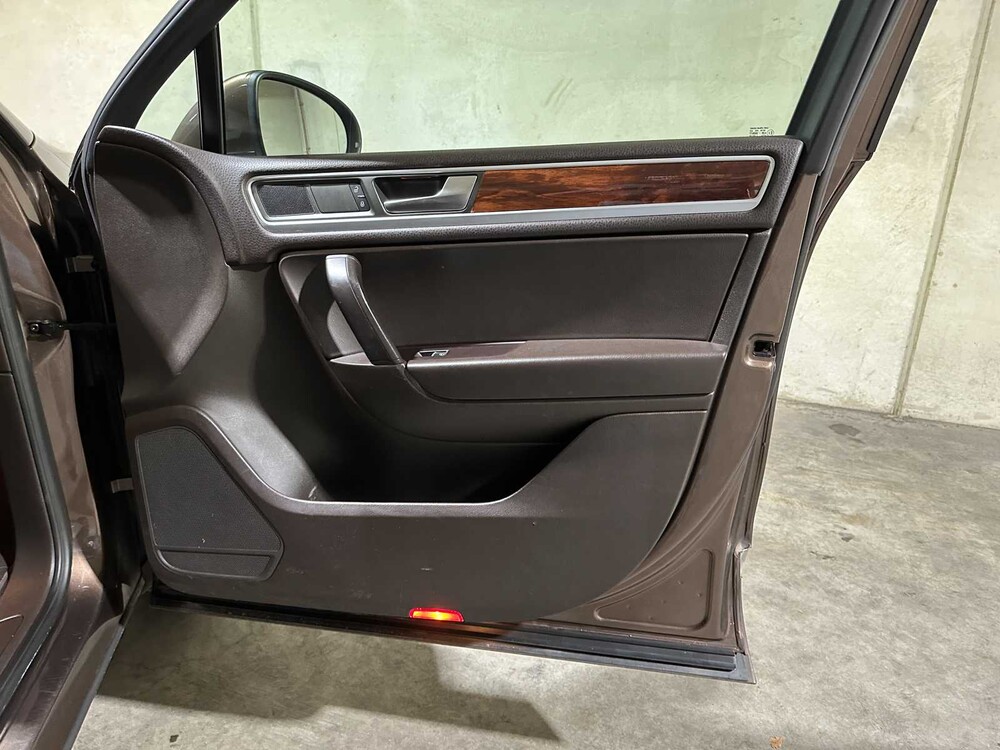 Volkswagen Touareg 3.0 TDI V6 Highline 240 PS 2010, 1-SHL-90