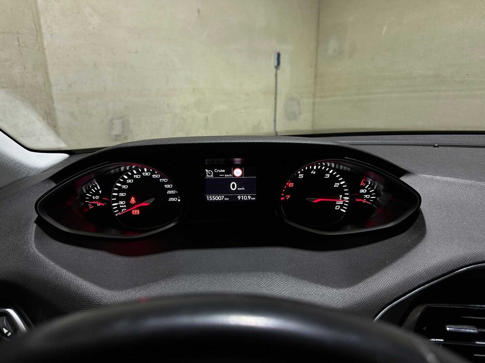 Peugeot 308 SW 1.2 PureTech Blue Lease Premium 131 PS 2020, J-238-FL