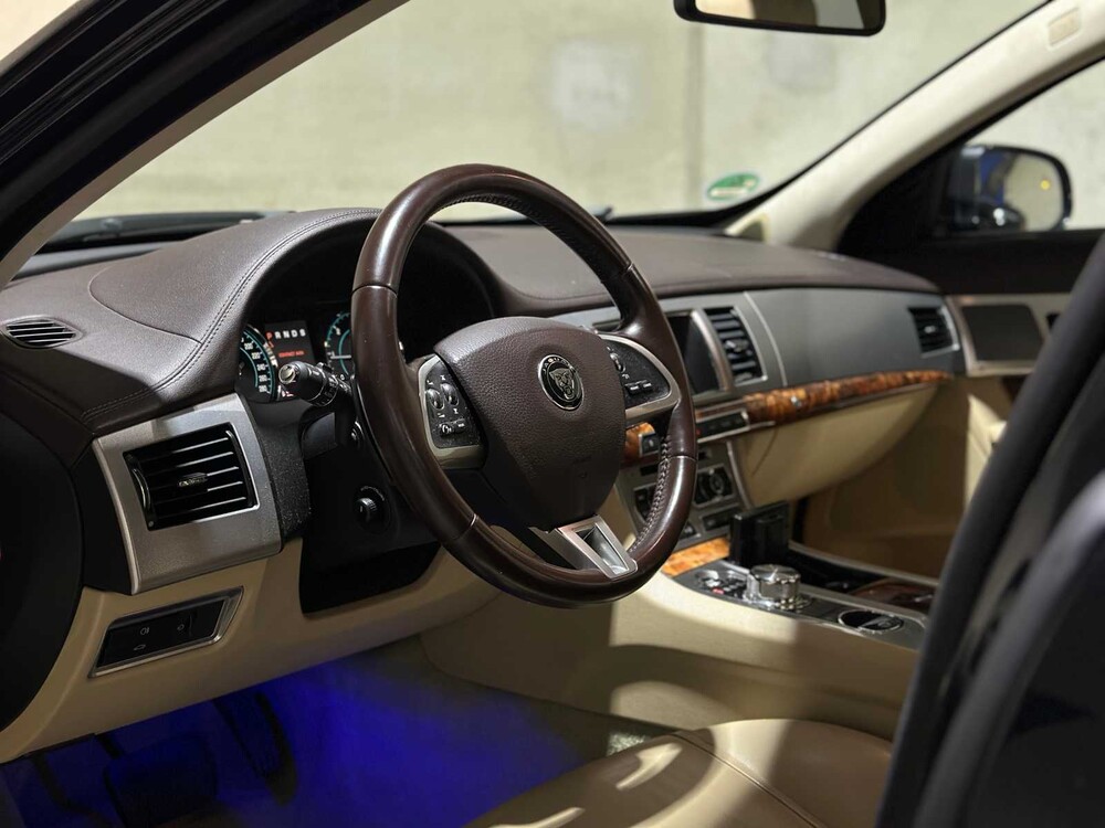 Jaguar XF Sportbrake 3.0D V6 S 275 PS 2014, H-699-XT