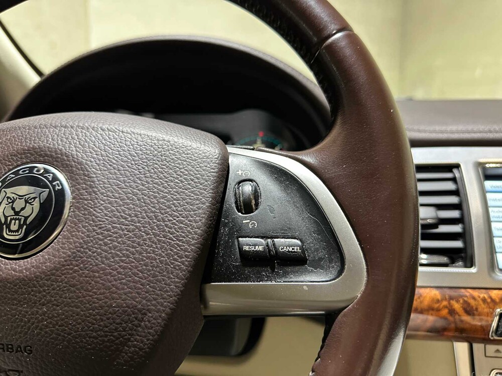 Jaguar XF Sportbrake 3.0D V6 S 275 PS 2014, H-699-XT