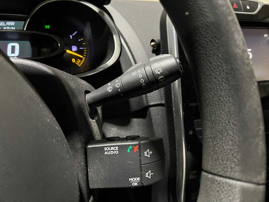 Renault Clio 0.9 TCe Expression 90 PS 2015, GZ-530-J