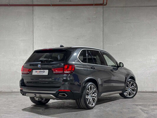 BMW X5 xDrive40d High Executive 313 PS 2015, 4-ZGF-08