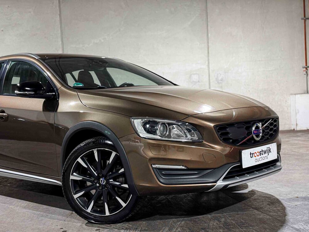 Volvo V60 Cross Country 2.0 D3 Polar+ 150 PS 2017, PT-351-G