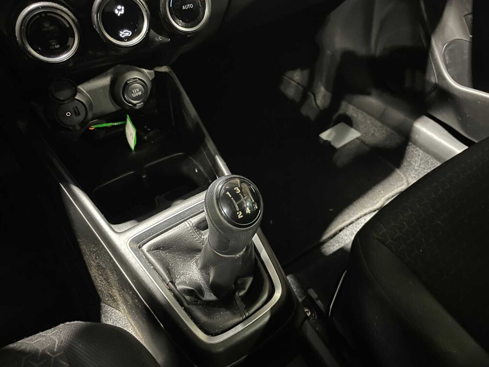 Suzuki Swift 1.2 Style Smart Hybrid 90 PS 2020, H-005-RR