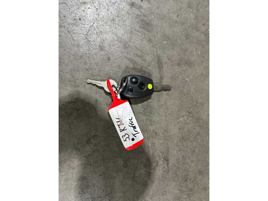 Renault Trafic Passenger 2.0 dCi T27 Authentique 9-Persoons 90pk 2011, 53-RTV-9