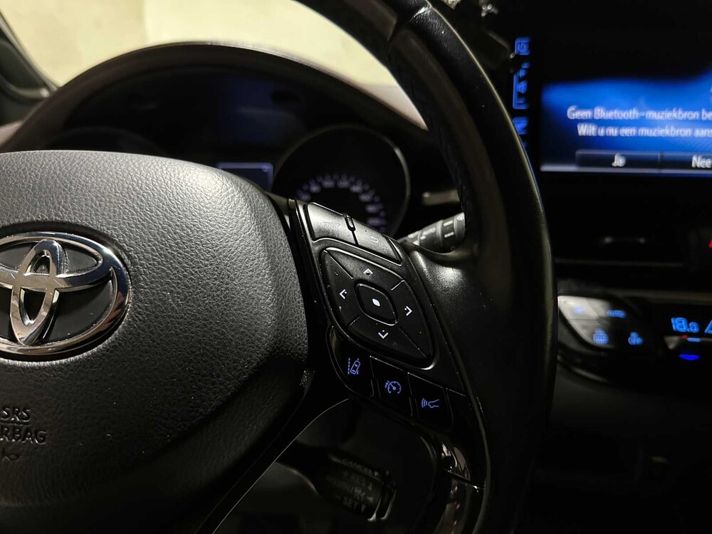 Toyota C-HR 1.2 First Edition 116pk 2017, NB-105-X